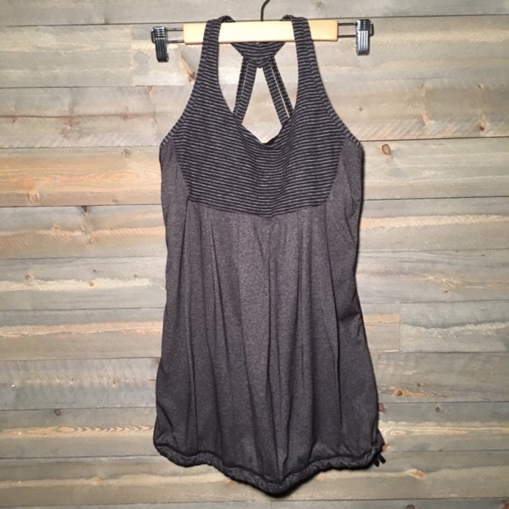 Lululemon size 6 tank